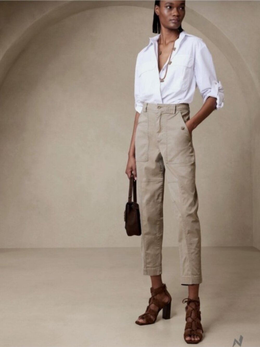 Banana Republic The Barrel Chino Pant Khaki Tan Sz 4